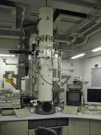Phase Contrast Cryo-electron Microscope